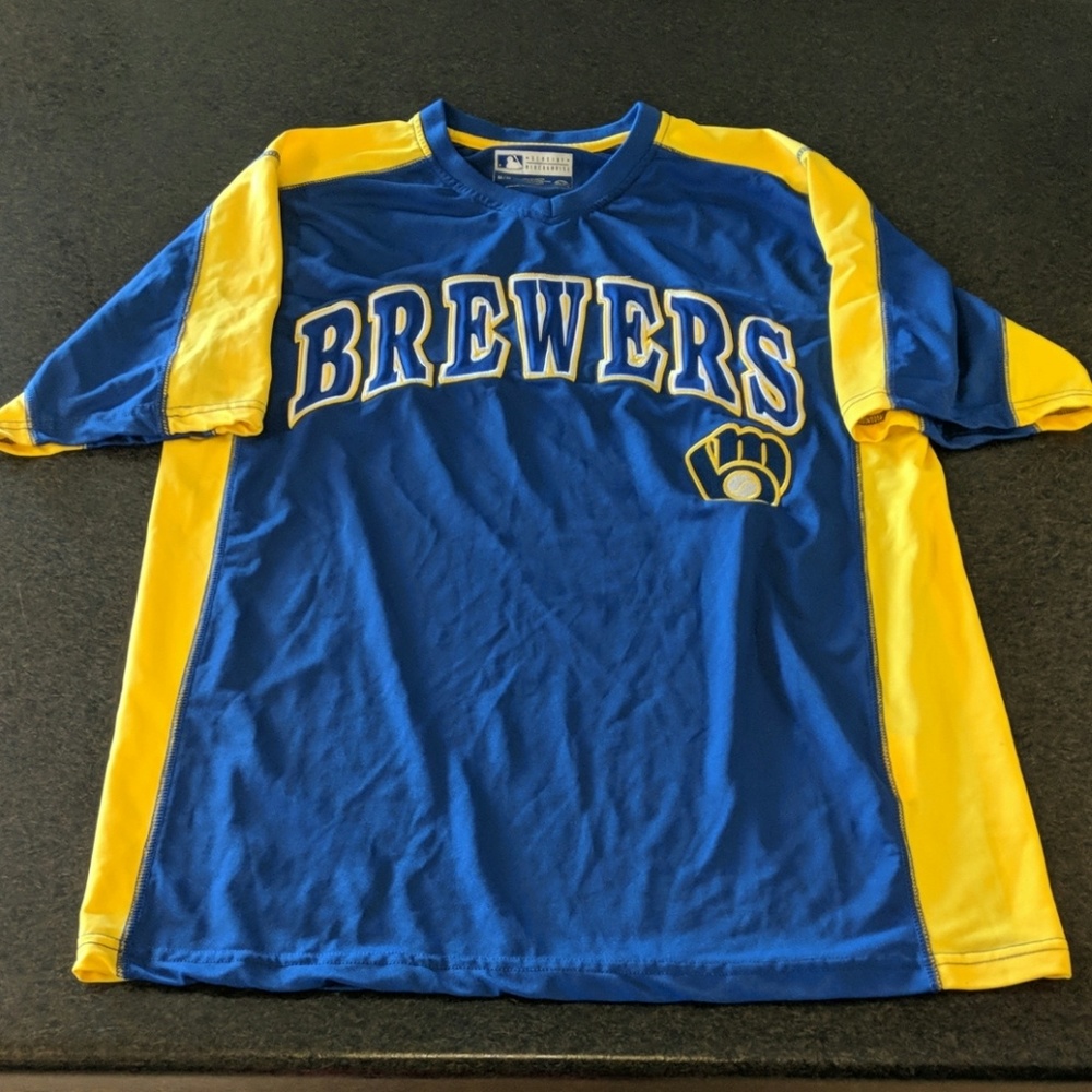 SALE 2/$6 Brewers shirt